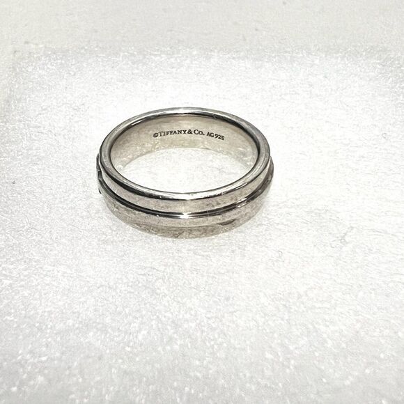 Tiffany & Co. Sterling Silver Band 7.5 - Picture 11 of 12